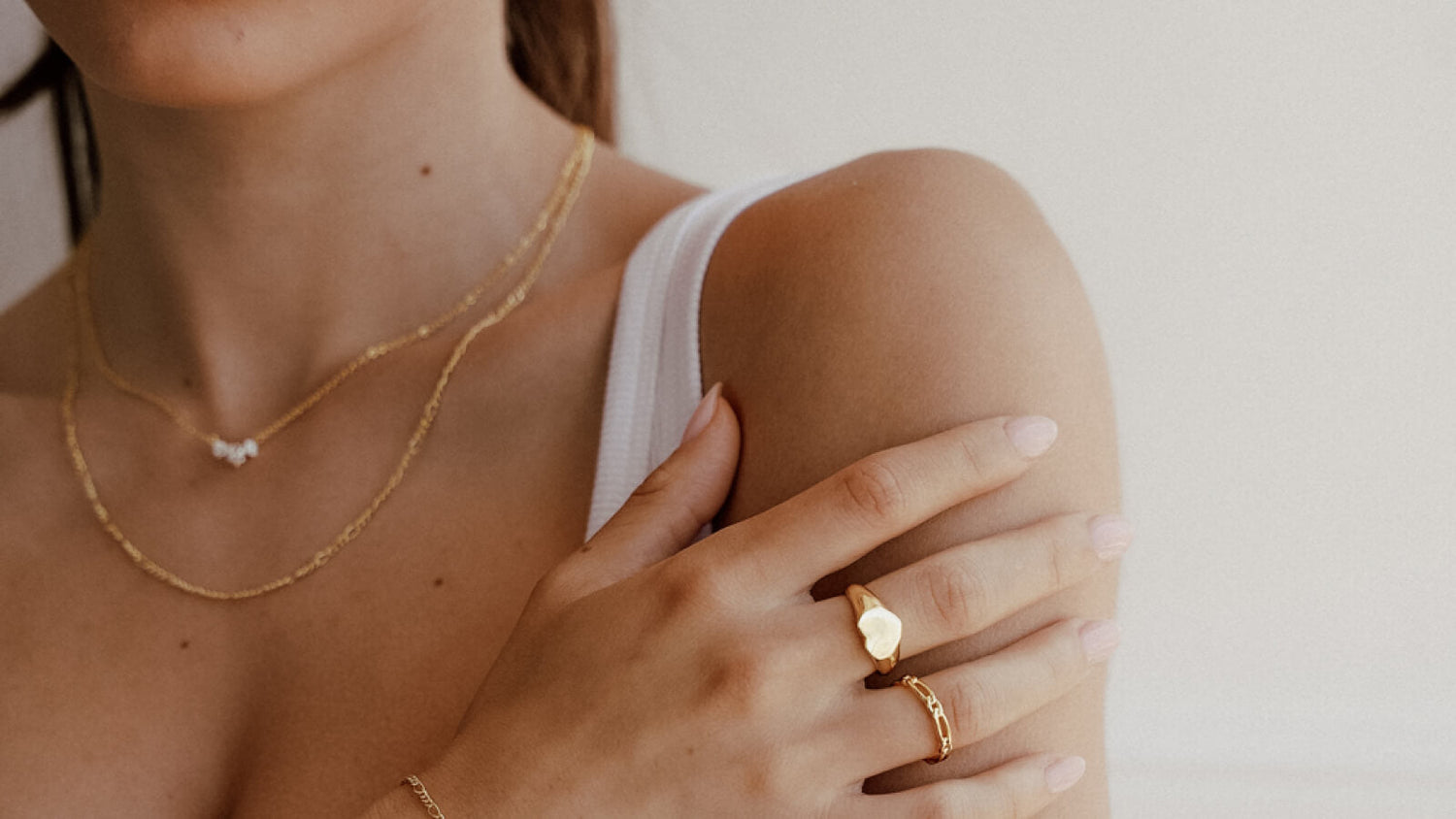 מתנה לפסח: כשהיא דואגת להכל - כך תפנקו אותה באמת