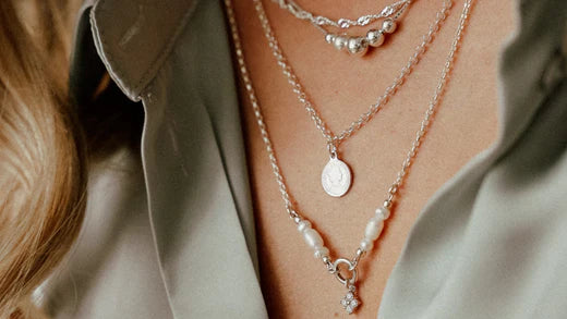 שרשראות בצבא: אילו שרשראות בצה"ל מותר לחיילות?