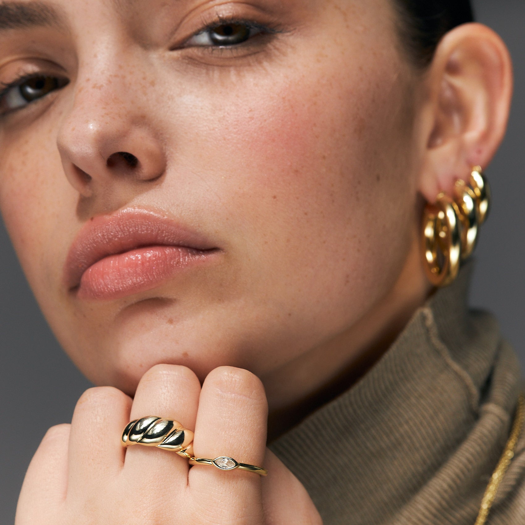 טבעת פלור ציפוי זהב