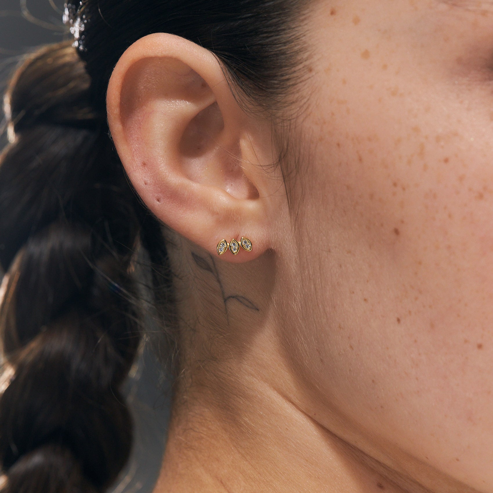 עגילי פלור ציפוי זהב