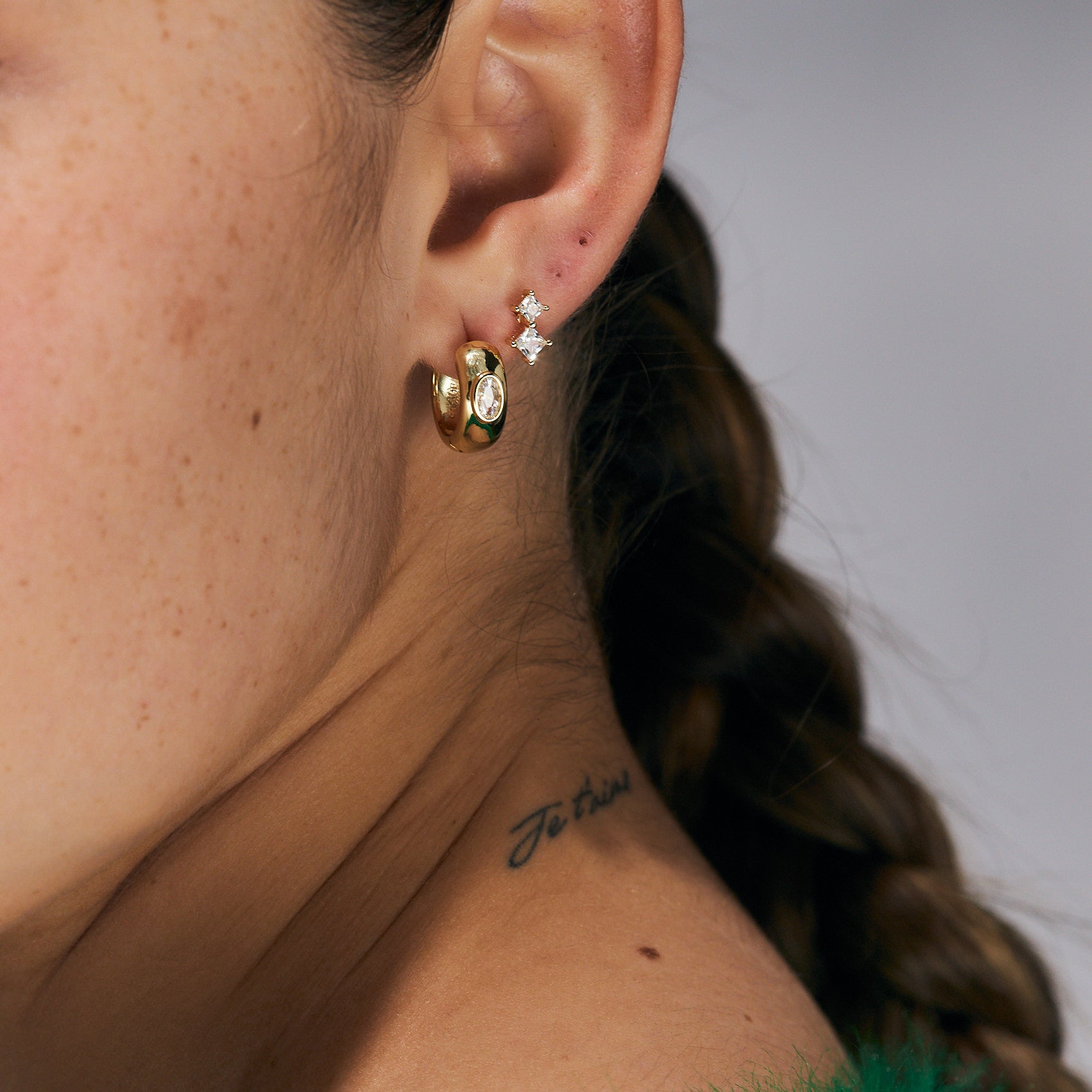 עגילי ויקטוריה ציפוי זהב