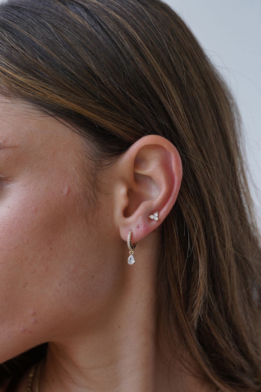 עגילי חישוק אמה-לי ציפוי זהב