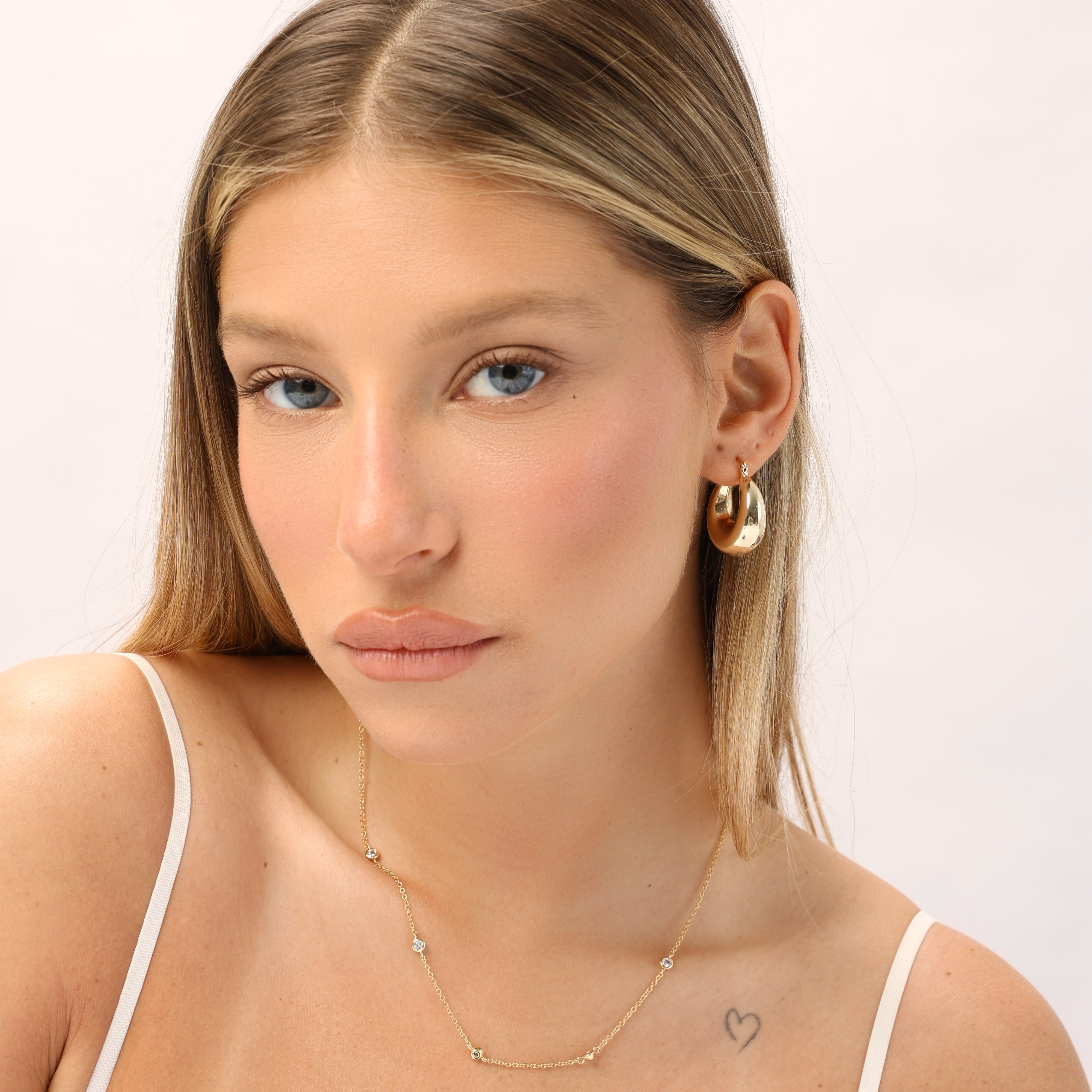 עגילי איקה זהב