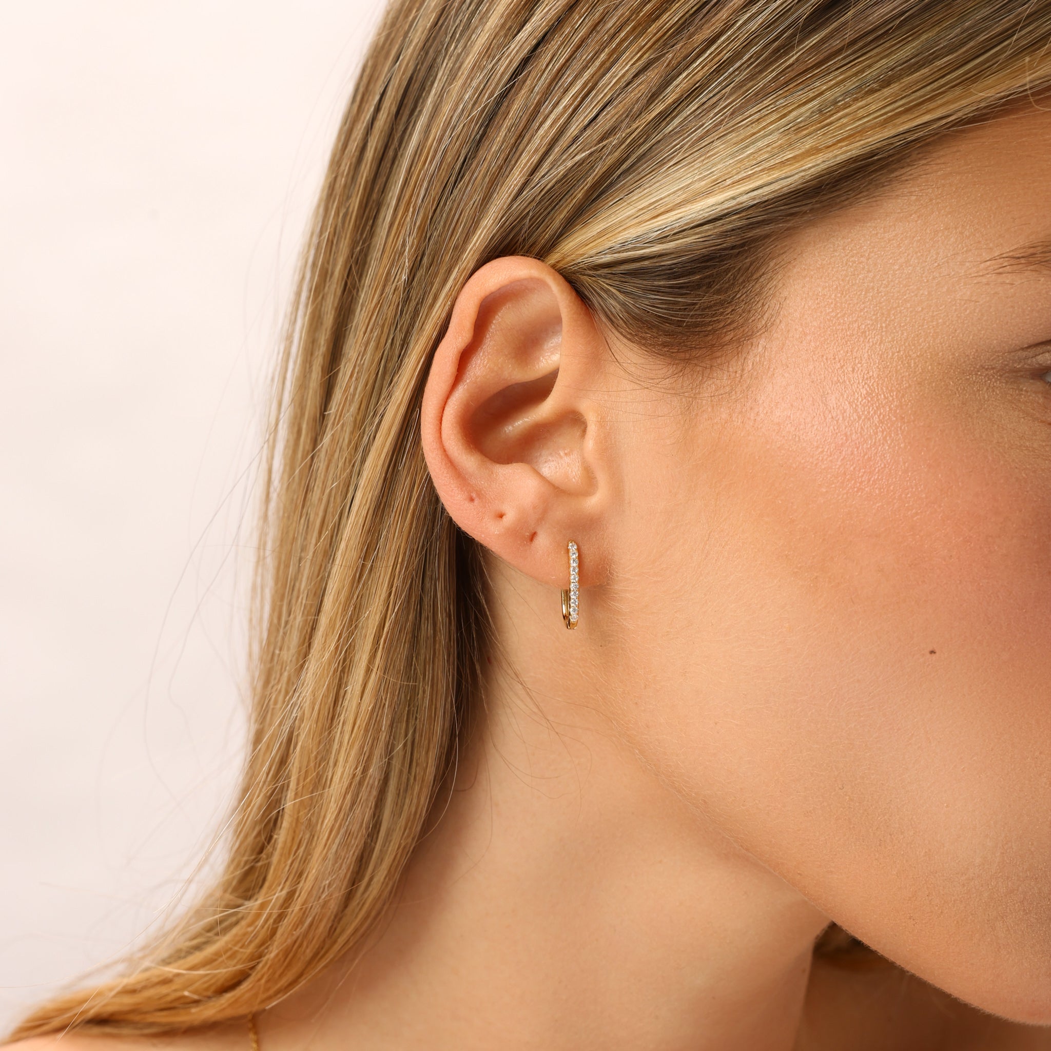 עגילי אובליה ציפוי זהב