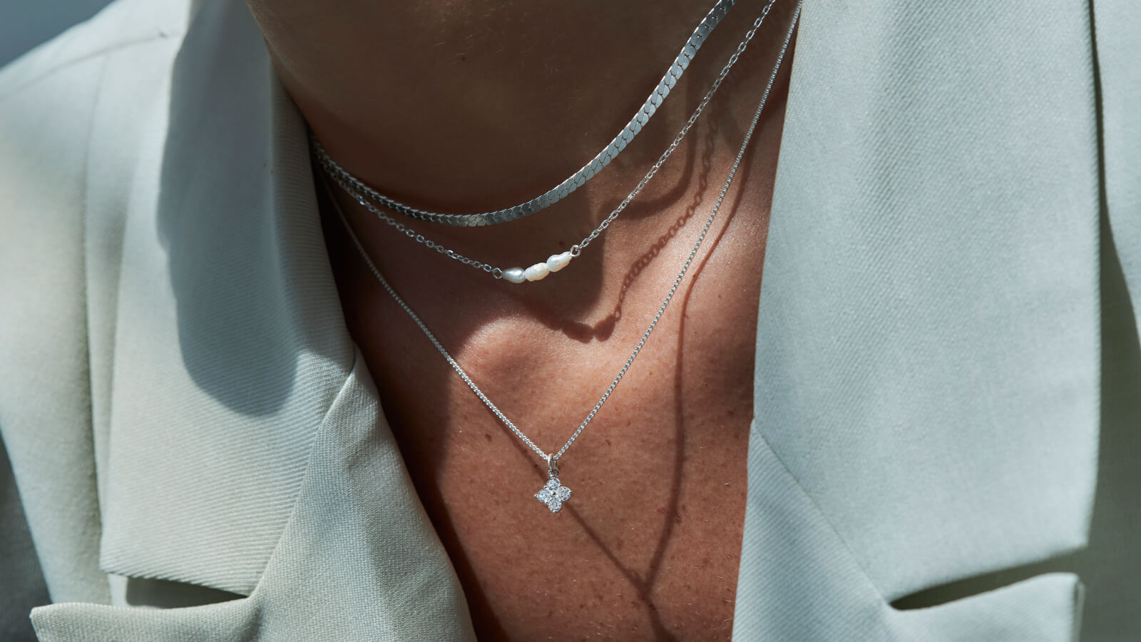 שרשראות שכבות - הלוק שאי אפשר יהיה להתעלם ממנו