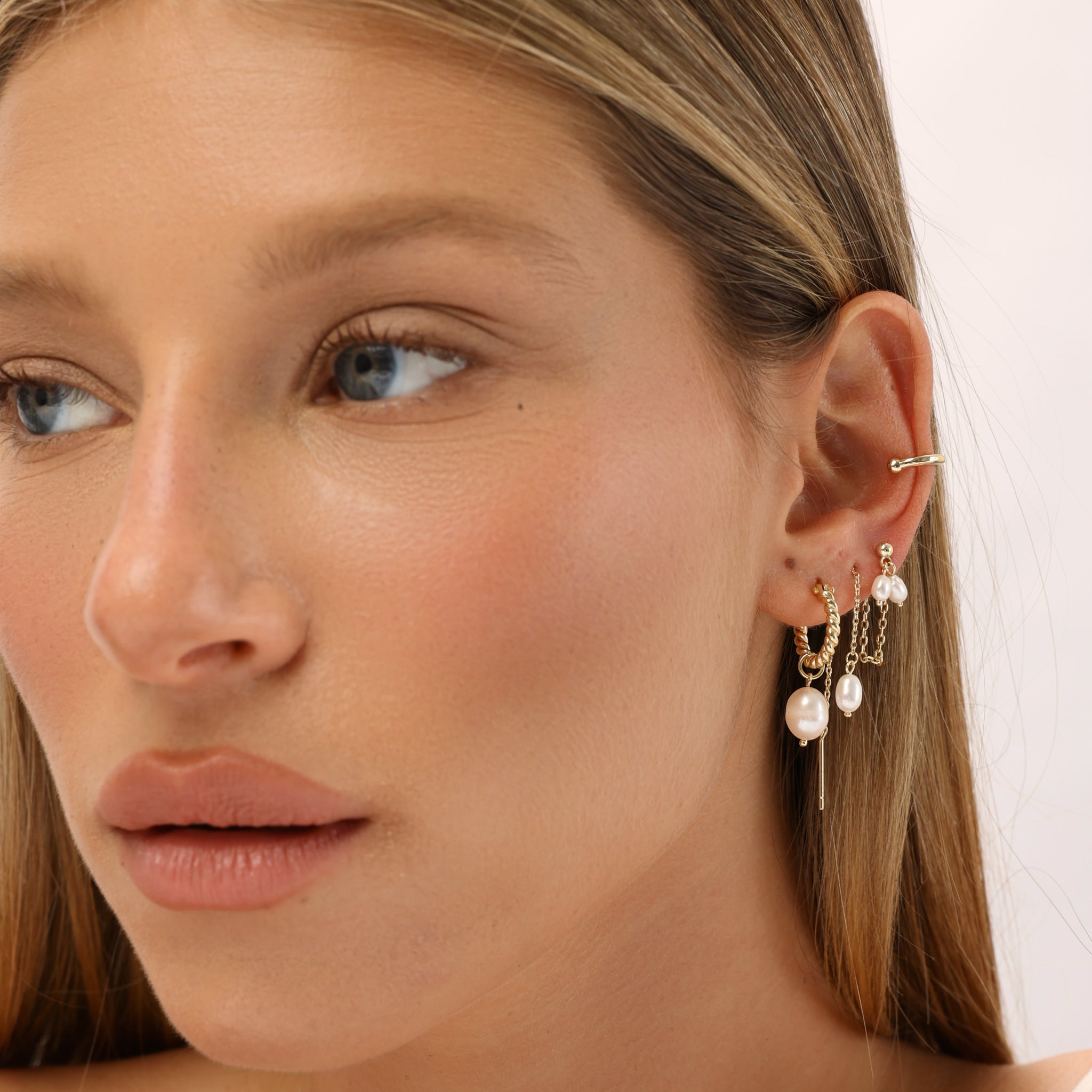 סט עגילי ג'ינה ציפוי זהב